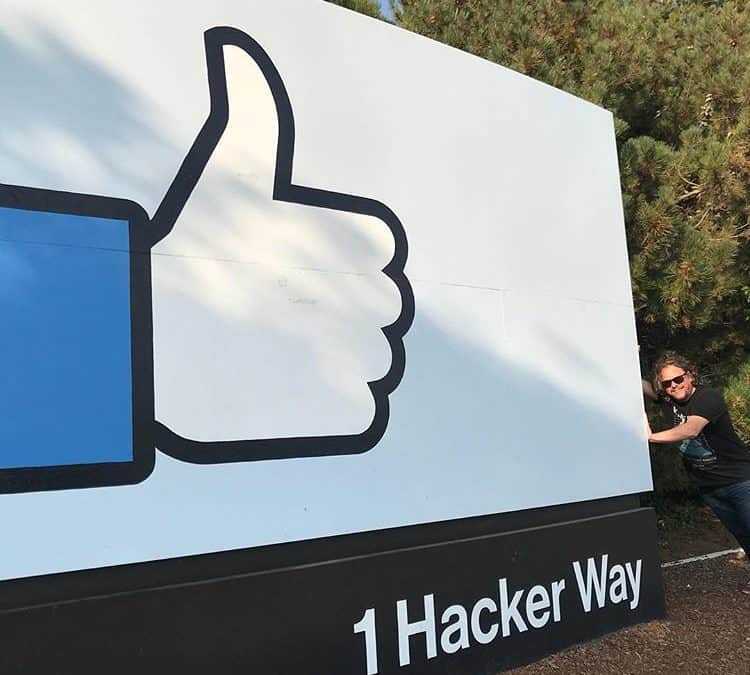 Facebook quiere que cambie de plantilla. ¿Qué hago?
